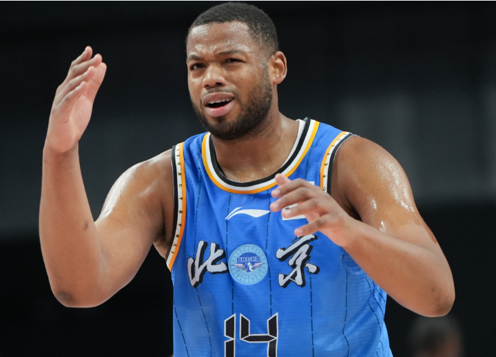 北京双杀送江苏9连败：杰曼28分周琦7+8 庞峥麟21+7