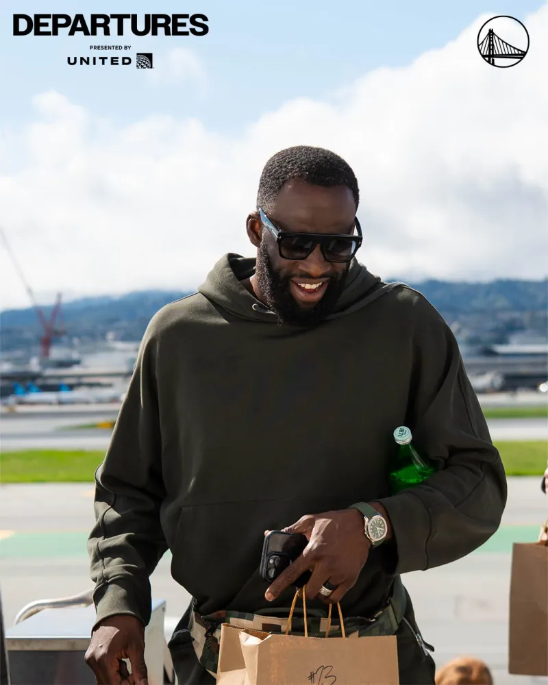 赛事走势-连续客场！勇士官方晒球员登机照，明日将对阵西部第三火箭