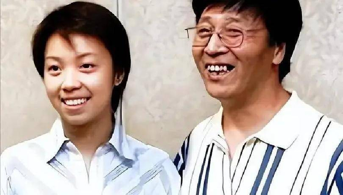 百家欧指-17年恩爱敌不过现实，65岁徐威明显苍老，45岁张怡宁依旧惊艳|马艳红|北京奥运会|爱情|乒乓球|陈梦_新浪体育_新浪新闻